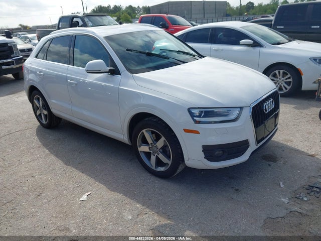 2015 AUDI Q3 WA1BFCFS2FR006530