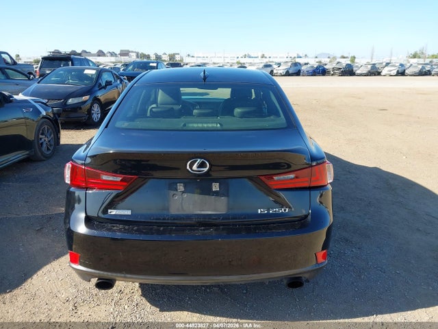 44823827 :رقم المزاد ، JTHBF1D27F5078584 vin ، 2015 Lexus Is 250 مزاد بيع