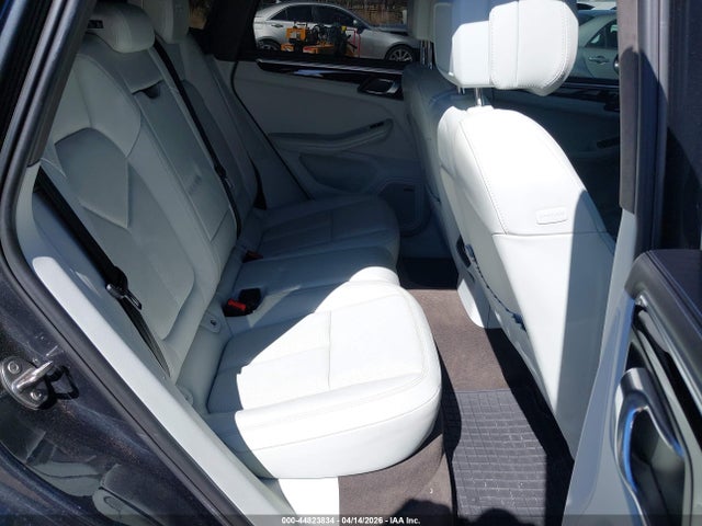 Aukcja sprzedaży 2017 Porsche Macan Gts, vin: WP1AG2A59HLB50719, numer aukcji: 44823834