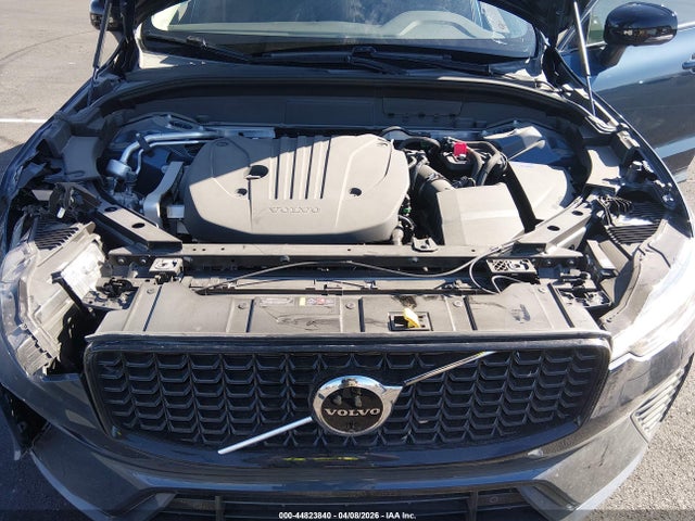 2025 Volvo Xc60 B5 Plus მანქანა იყიდება აუქციონზე, vin: YV4M12RC2S1225473, აუქციონის ნომერი: 44823840