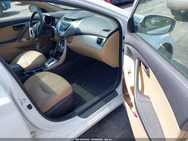 2012 HYUNDAI ELANTRA 5NPDH4AE9CH111651 Photo 4