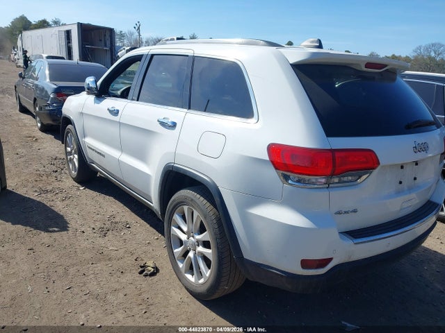 2017 JEEP GRAND CHEROKEE 1C4RJFBG6HC900705 Photo 2