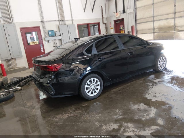 3KPF24AD5LE235888 KIA FORTE FE
