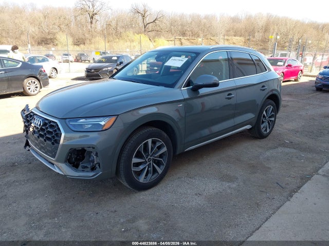 2024 Audi Q5 Premium Plus 45 Tfsi S Line Quattro მანქანა იყიდება აუქციონზე, vin: WA1EAAFY9R2067004, აუქციონის ნომერი: 44823886