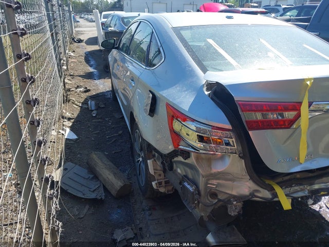 2018 TOYOTA AVALON 4T1BK1EB3JU266122 Photo 2