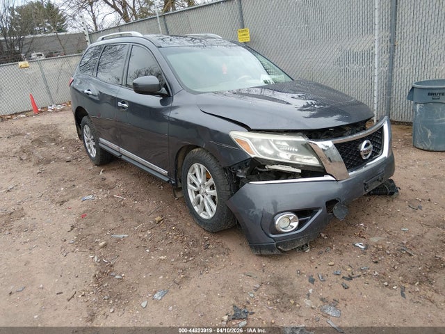 Продажа на аукционе авто 2014 Nissan Pathfinder Sl, vin: 5N1AR2MM6EC701601, номер лота: 44823919