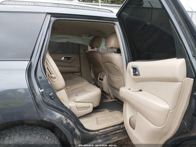 44823919 :رقم المزاد ، 5N1AR2MM6EC701601 vin ، 2014 Nissan Pathfinder Sl مزاد بيع
