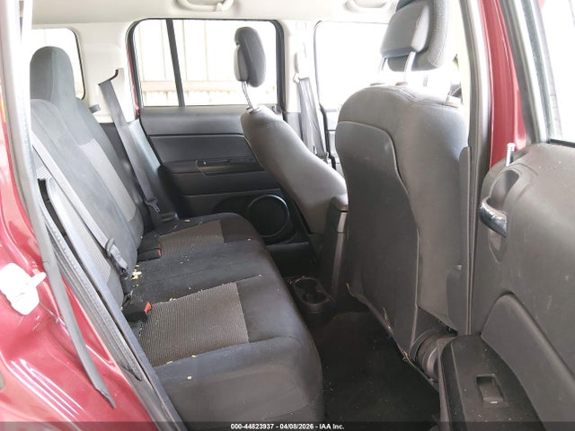 1C4NJRBB0GD685920 Jeep Patriot Sport