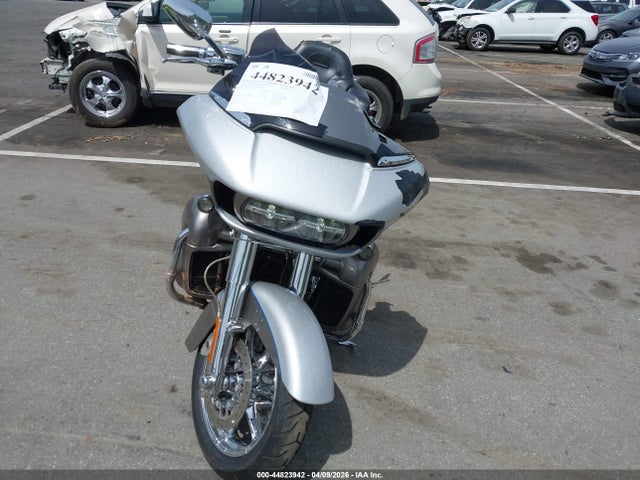 Harley-Davidson Fltruse Cvo Road Glide 2016 1HD1TAN11GB950710 Image 5