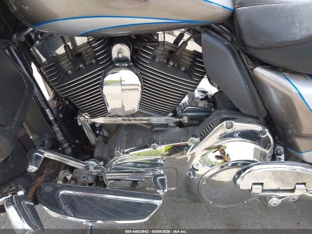 Harley-Davidson Fltruse Cvo Road Glide 2016 1HD1TAN11GB950710 Image 9
