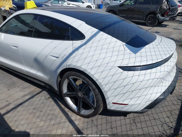 2022 PORSCHE TAYCAN WP0AA2Y15NSA12315 Photo 2