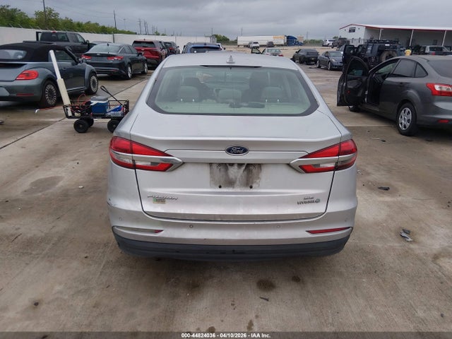 Ford Fusion Hybrid Se 2019 3FA6P0LU7KR106619 Image 16