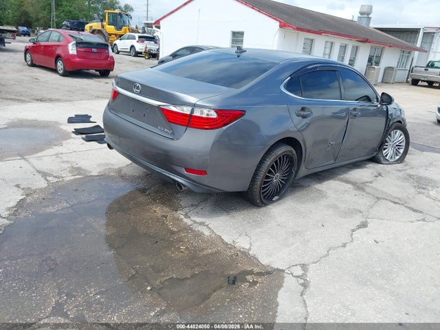 44824050 :رقم المزاد ، JTHBK1GG7D2076870 vin ، 2013 Lexus Es 350 مزاد بيع