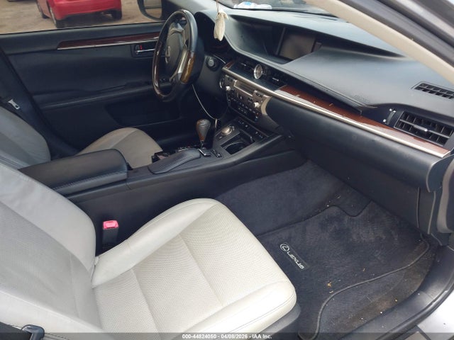 44824050 :رقم المزاد ، JTHBK1GG7D2076870 vin ، 2013 Lexus Es 350 مزاد بيع