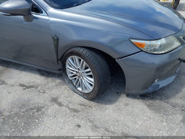 44824050 :رقم المزاد ، JTHBK1GG7D2076870 vin ، 2013 Lexus Es 350 مزاد بيع