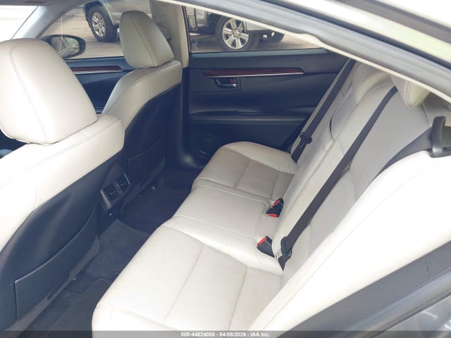 44824050 :رقم المزاد ، JTHBK1GG7D2076870 vin ، 2013 Lexus Es 350 مزاد بيع