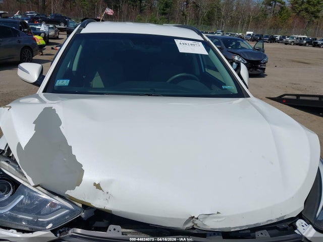 5NMZUDLB0JH054433 Hyundai Santa Fe Sport 2.4l