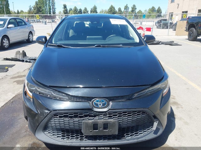 Toyota Corolla Hybrid Le 2021 JTDEAMDE0MJ018823 Image 13