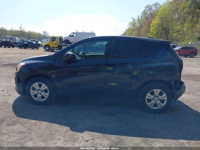 44824107 :رقم المزاد ، KL7CJKSB8FB229878 vin ، 2015 Chevrolet Trax 1ls مزاد بيع