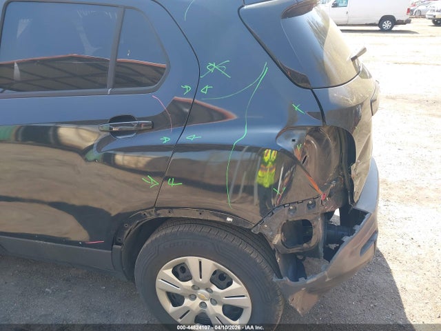 44824107 :رقم المزاد ، KL7CJKSB8FB229878 vin ، 2015 Chevrolet Trax 1ls مزاد بيع