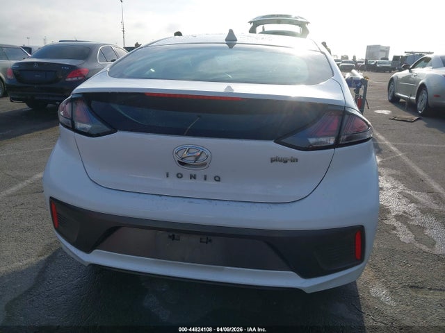 2022 Hyundai Ioniq Plug-in Hybrid Se მანქანა იყიდება აუქციონზე, vin: KMHC65LD2NU283469, აუქციონის ნომერი: 44824108