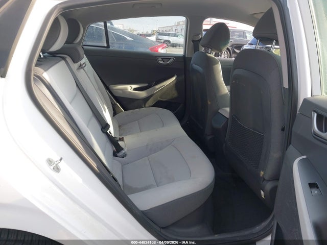 2022 Hyundai Ioniq Plug-in Hybrid Se მანქანა იყიდება აუქციონზე, vin: KMHC65LD2NU283469, აუქციონის ნომერი: 44824108