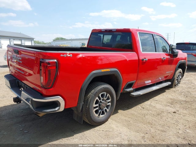 44824121 :رقم المزاد ، 1GT49NE75MF125976 vin ، 2021 Gmc Sierra 2500hd 4wd  Standard Bed Slt مزاد بيع