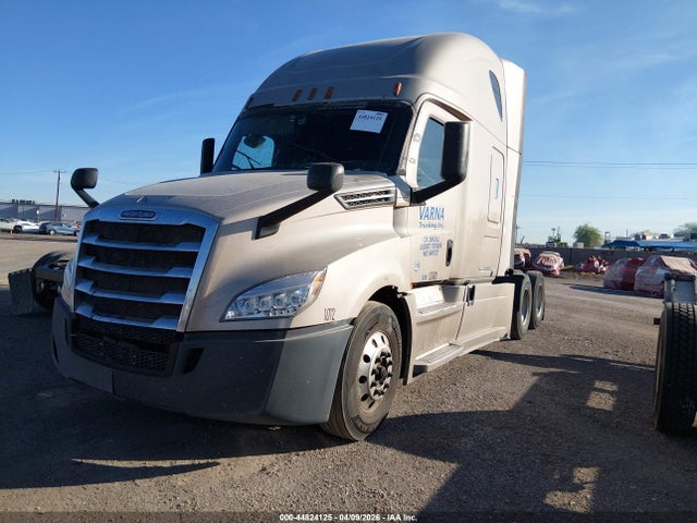 Продаж на аукціоні авто 2020 Freightliner New Cascadia 126, vin: 3AKJHHDR3LSLG4820, номер лоту: 44824125