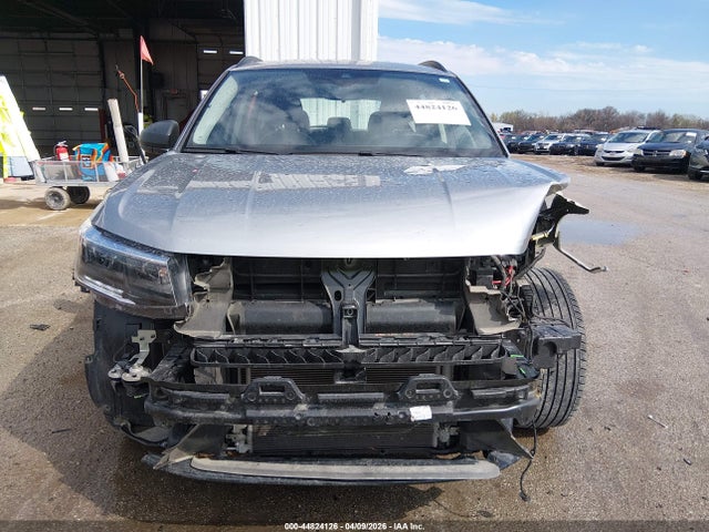 Продажа на аукционе авто 2024 Volkswagen Taos 1.5t S, vin: 3VV5X7B29RM020333, номер лота: 44824126