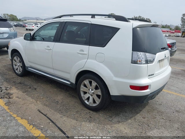2011 MITSUBISHI OUTLANDER JA4AS3AW7BU018004 Photo 2