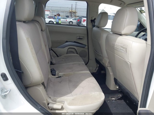 2011 MITSUBISHI OUTLANDER JA4AS3AW7BU018004 Photo 7