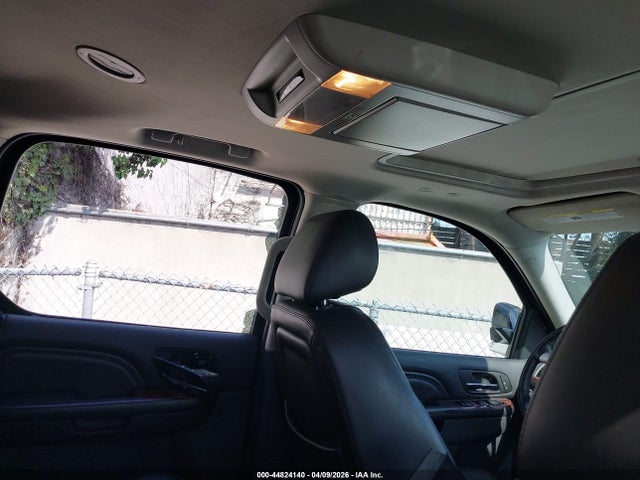 Aukcja sprzedaży 2013 Cadillac Escalade Esv Luxury, vin: 1GYS3HEF1DR151503, numer aukcji: 44824140