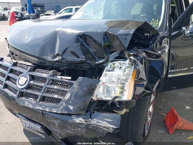 Aukcja sprzedaży 2013 Cadillac Escalade Esv Luxury, vin: 1GYS3HEF1DR151503, numer aukcji: 44824140