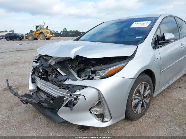 Продажа на аукционе авто 2018 Toyota Prius Prime Advanced, vin: JTDKARFP4J3089523, номер лота: 44824152