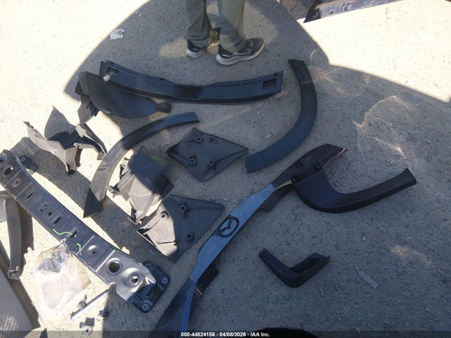 44824156 :رقم المزاد ، JM3KKCHA5S1196846 vin ، 2025 Mazda Cx-90 Phev Premium Sport مزاد بيع