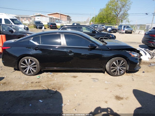 2021 Nissan Altima Sr Fwd მანქანა იყიდება აუქციონზე, vin: 1N4BL4CV8MN355432, აუქციონის ნომერი: 44824160