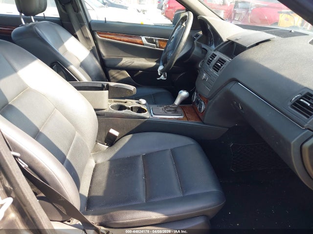 44824178 :رقم المزاد ، WDDGF5EB7AF394251 vin ، 2010 Mercedes-benz C 300 Sport مزاد بيع