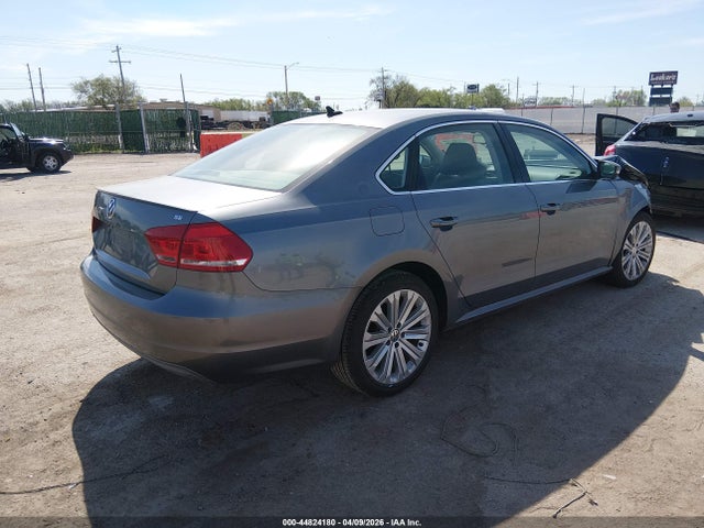 Aukcja sprzedaży 2013 Volkswagen Passat 2.5l Se, vin: 1VWBP7A32DC043827, numer aukcji: 44824180