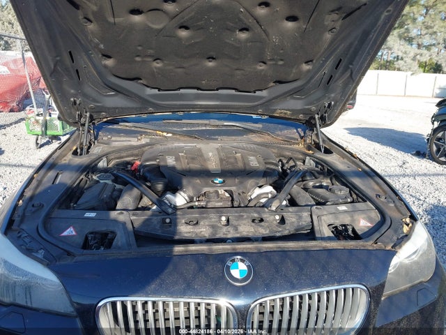 2013 BMW 550I WBAFR9C58DD226875 Photo 9
