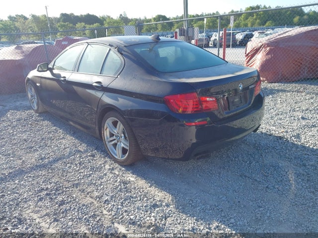 2013 BMW 550I WBAFR9C58DD226875 Photo 2
