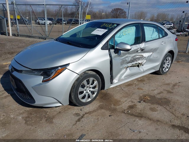 Toyota COROLLA LE 2020 5YFEPRAEXLP121354 Image 2