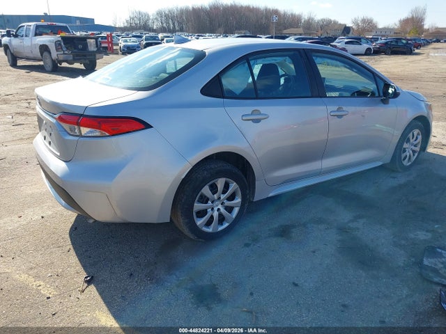 Toyota COROLLA LE 2020 5YFEPRAEXLP121354 Image 4