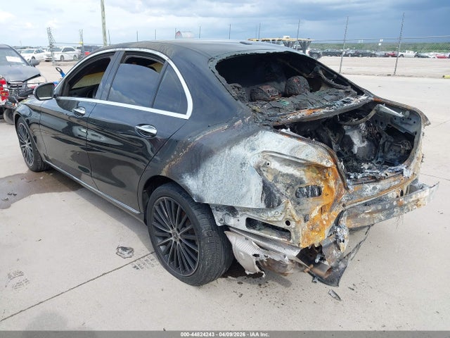 Aukcja sprzedaży 2021 Mercedes-benz C 300 Sedan, vin: W1KWF8DB3MR644814, numer aukcji: 44824243