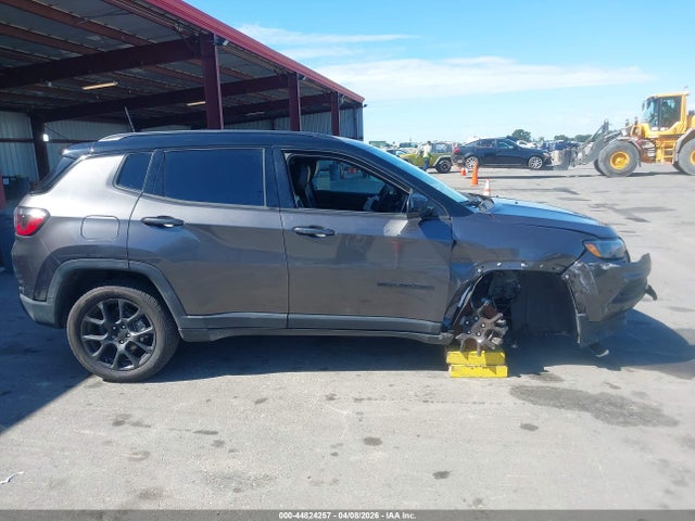 2023 Jeep Compass Altitude 4x4 მანქანა იყიდება აუქციონზე, vin: 3C4NJDBN3PT566332, აუქციონის ნომერი: 44824257