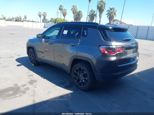 2023 Jeep Compass Altitude 4x4 მანქანა იყიდება აუქციონზე, vin: 3C4NJDBN3PT566332, აუქციონის ნომერი: 44824257