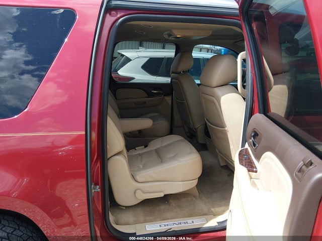 Продаж на аукціоні авто 2012 Gmc Yukon Xl 1500 Denali, vin: 1GKS1MEF7CR233792, номер лоту: 44824266
