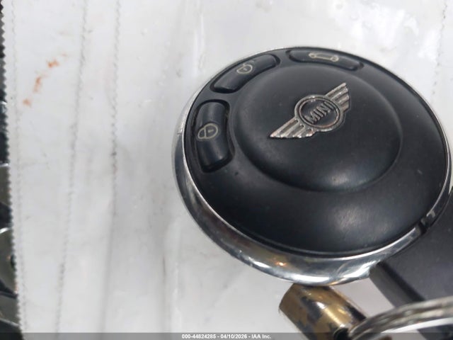 2011 MINI COOPER COUNTRYMAN WMWZB3C59BWM00792 Photo 10