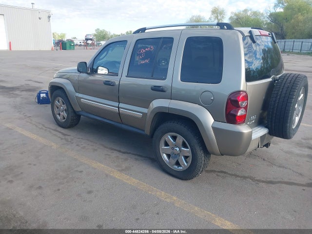 2006 JEEP LIBERTY 1J4GL58K46W130176 Photo 2