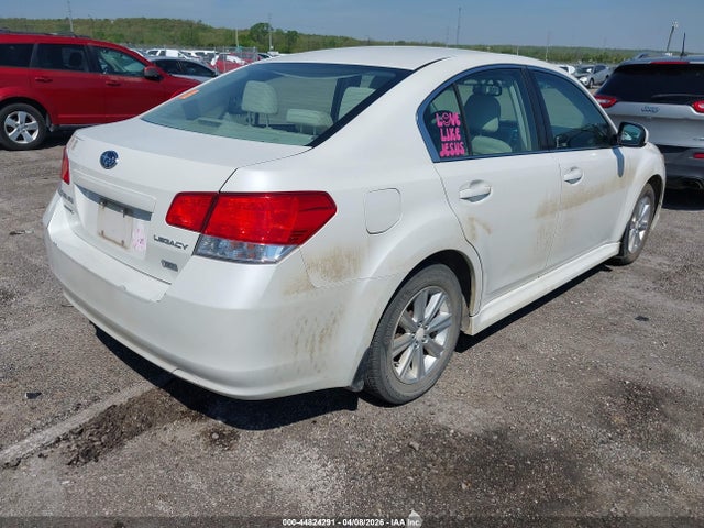 Продаж на аукціоні авто 2012 Subaru Legacy 2.5i Premium, vin: 4S3BMCC63C3010667, номер лоту: 44824291