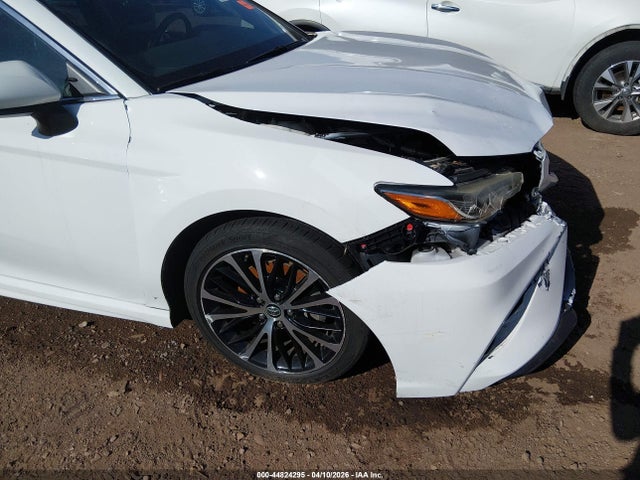 44824295 :رقم المزاد ، JTNB11HK7J3015723 vin ، 2018 Toyota Camry Se مزاد بيع